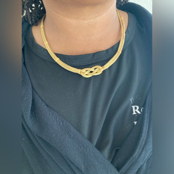 Knot of Hercules 24k plated necklace - Picture 8 of 11